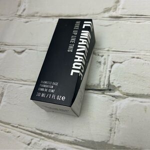 NIB color #210 woke up this foundation